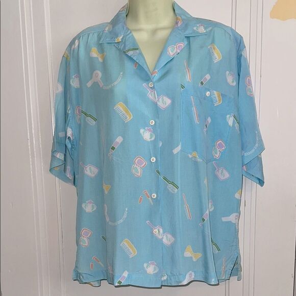 Vintage 80s Lizsport Blue Rayon Short Sleeve Shirt with Beauty Product Print - Picture 1 of 12